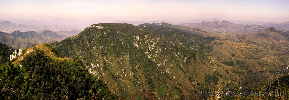 跑马岭-张峰岩 摄.jpg