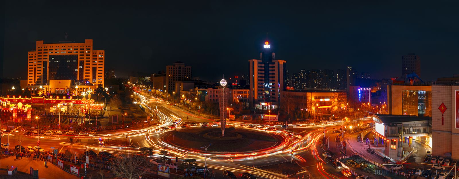 _dsc3701-3702《莱芜元宵节夜景》（高巍16606347367）.jpg