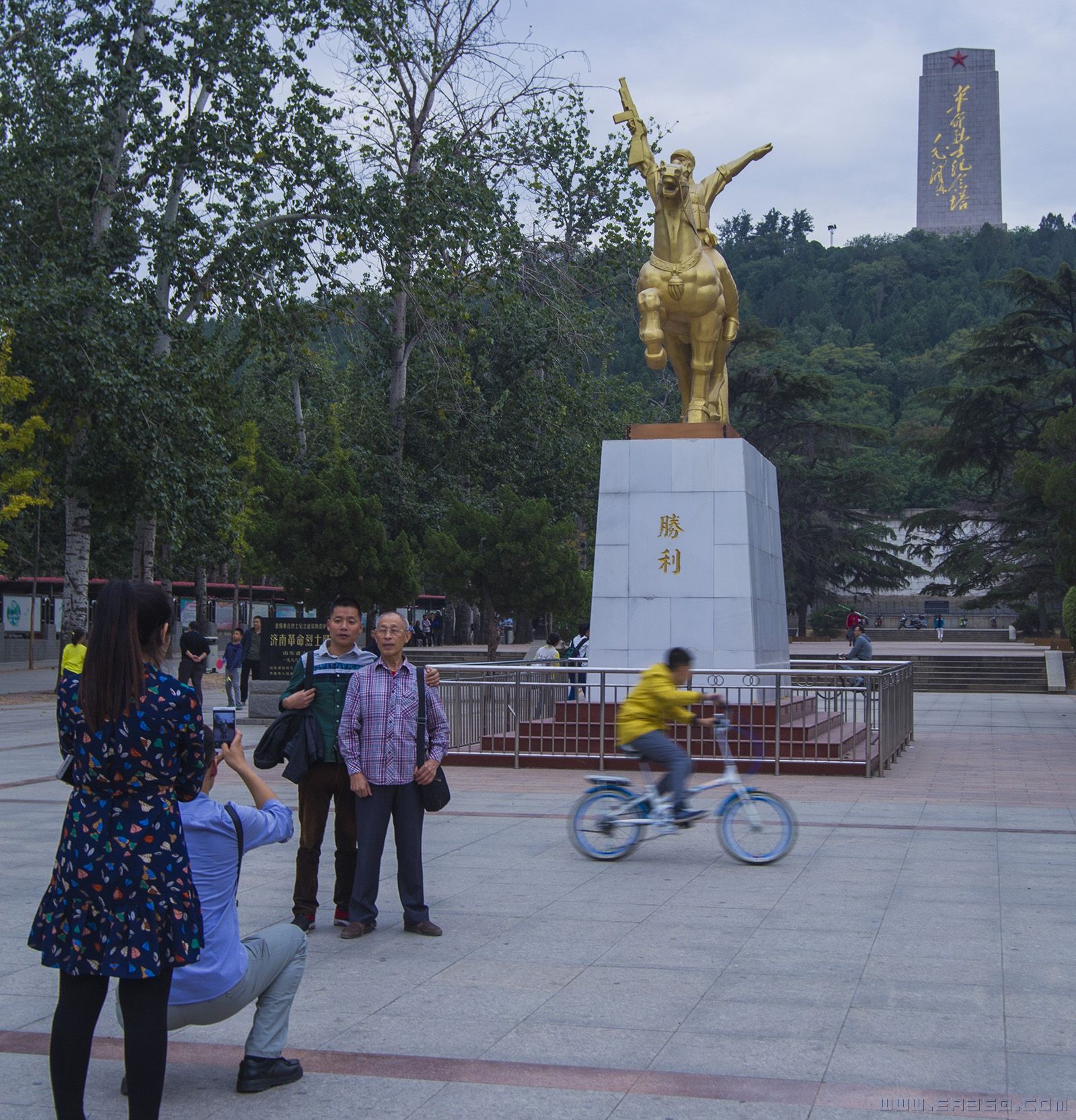 胜利来之不易  赵经孝  摄   电话  13954132977  拍摄于济南英雄山烈士陵园 img