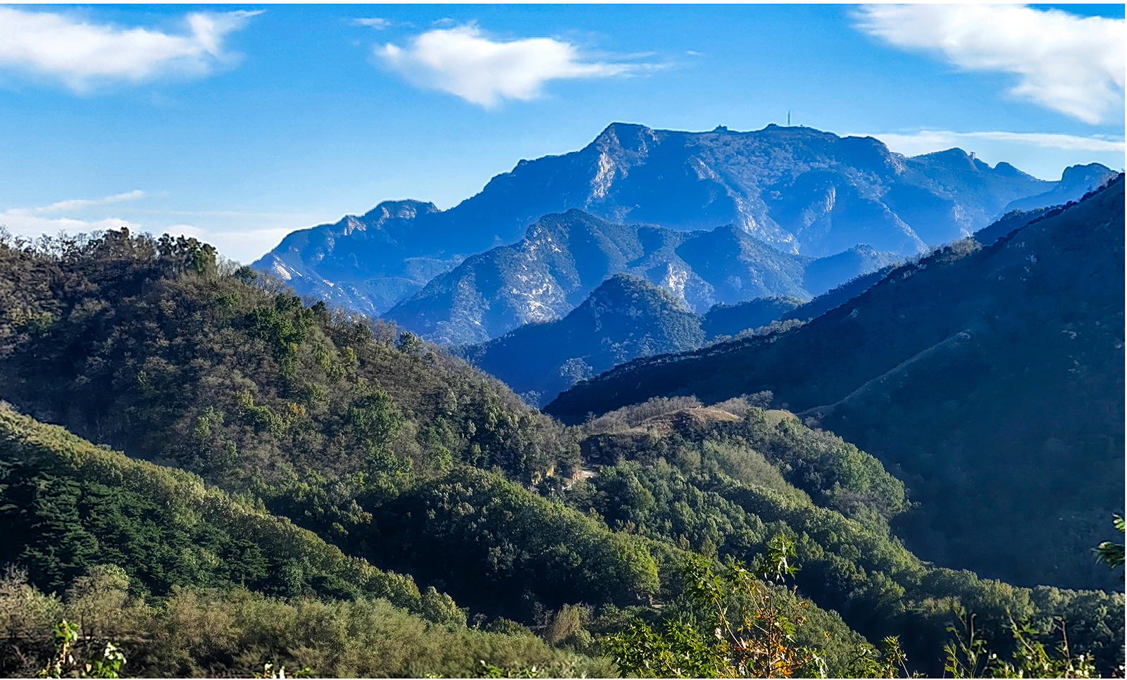 泰山北岗、因地形、用山代险..jpg