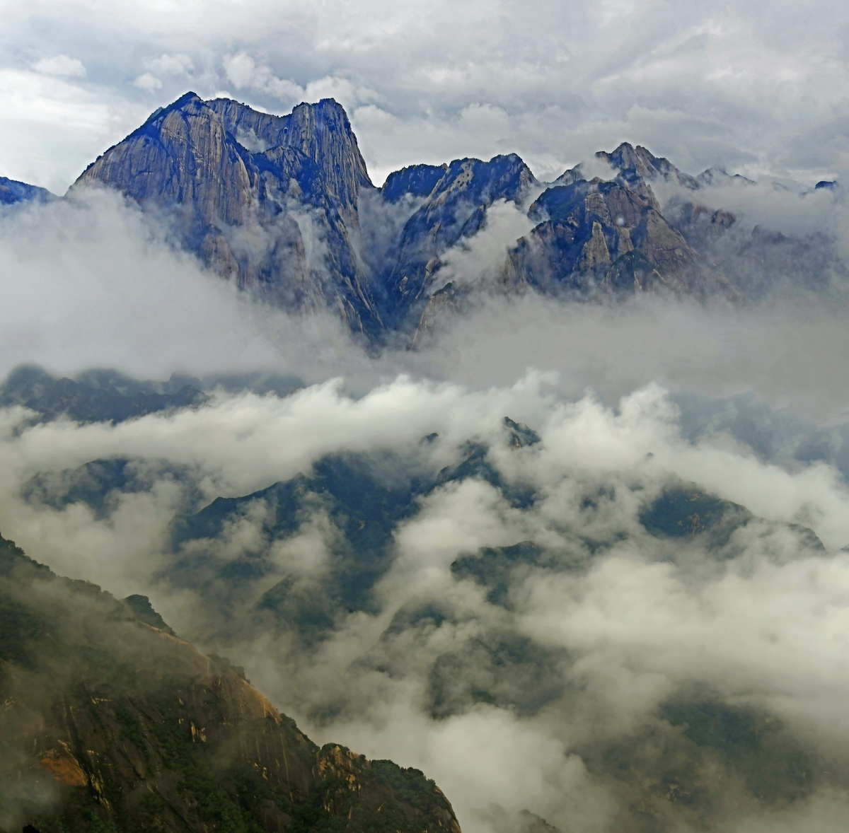 华山西峰烟雨  孙家勇   13840868026_2_调整大小.jpg