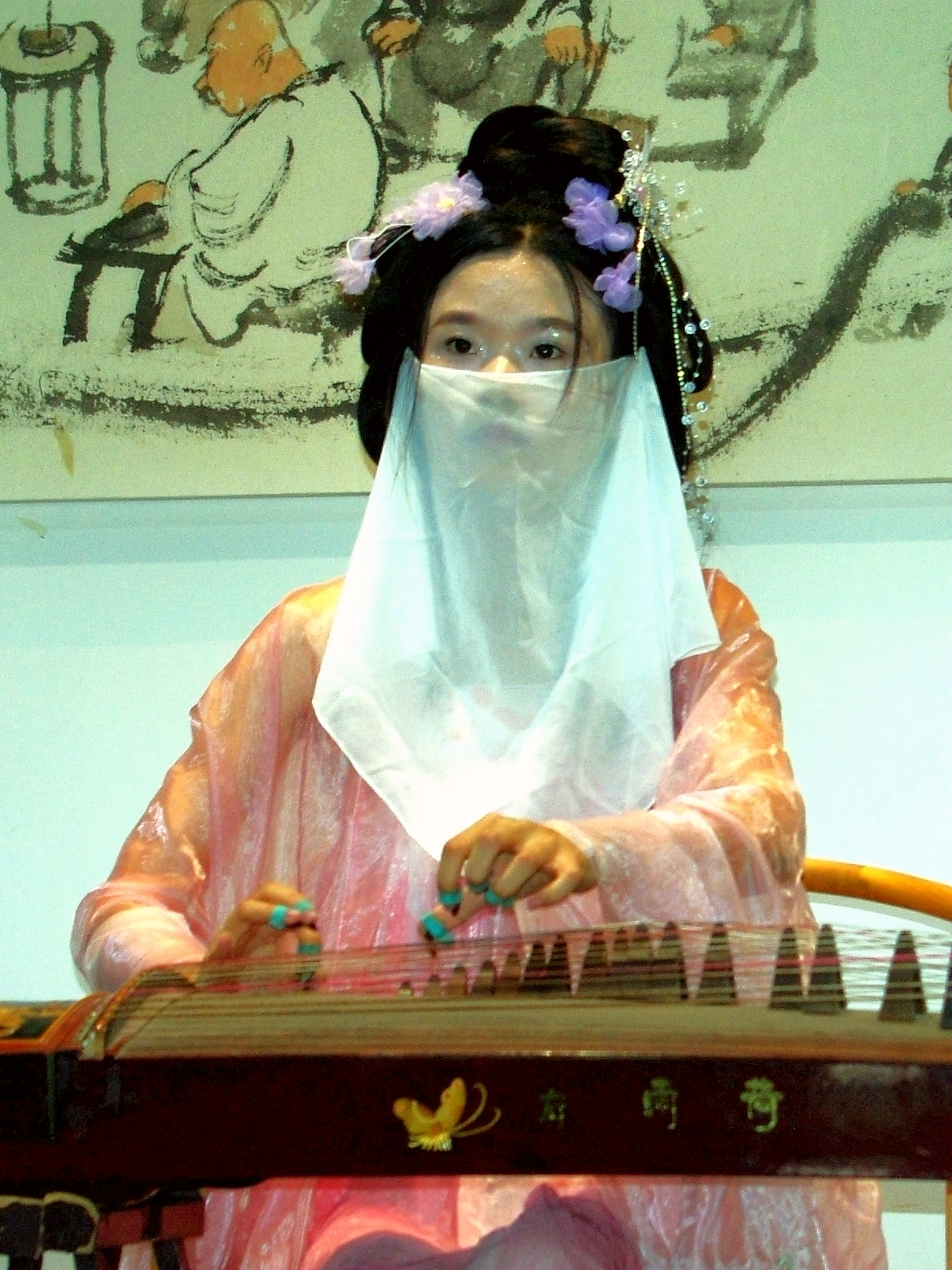 蒙面粉裳叠古韵.jpg