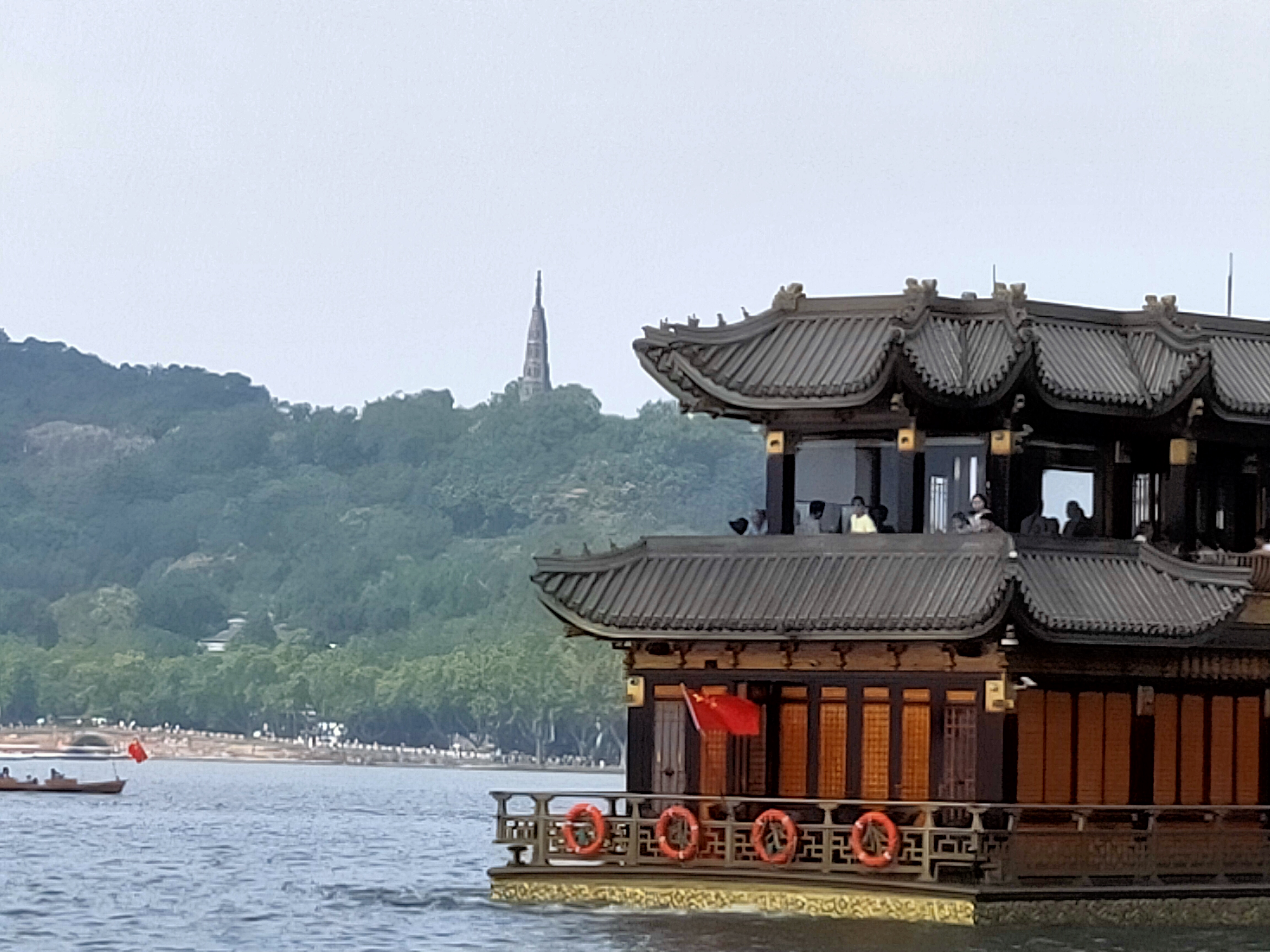 西湖游船 (1).jpg