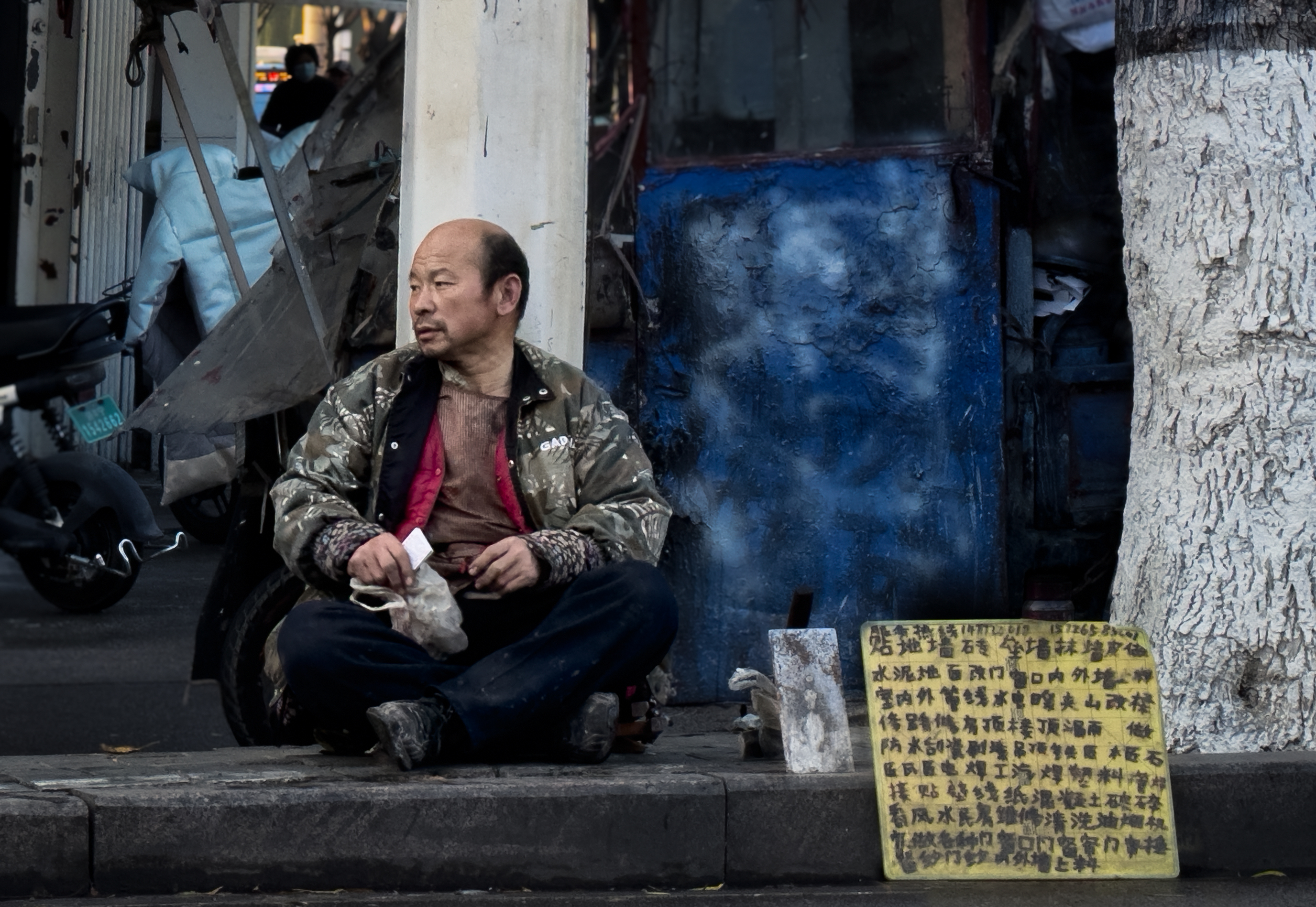 路旁的等待.jpg