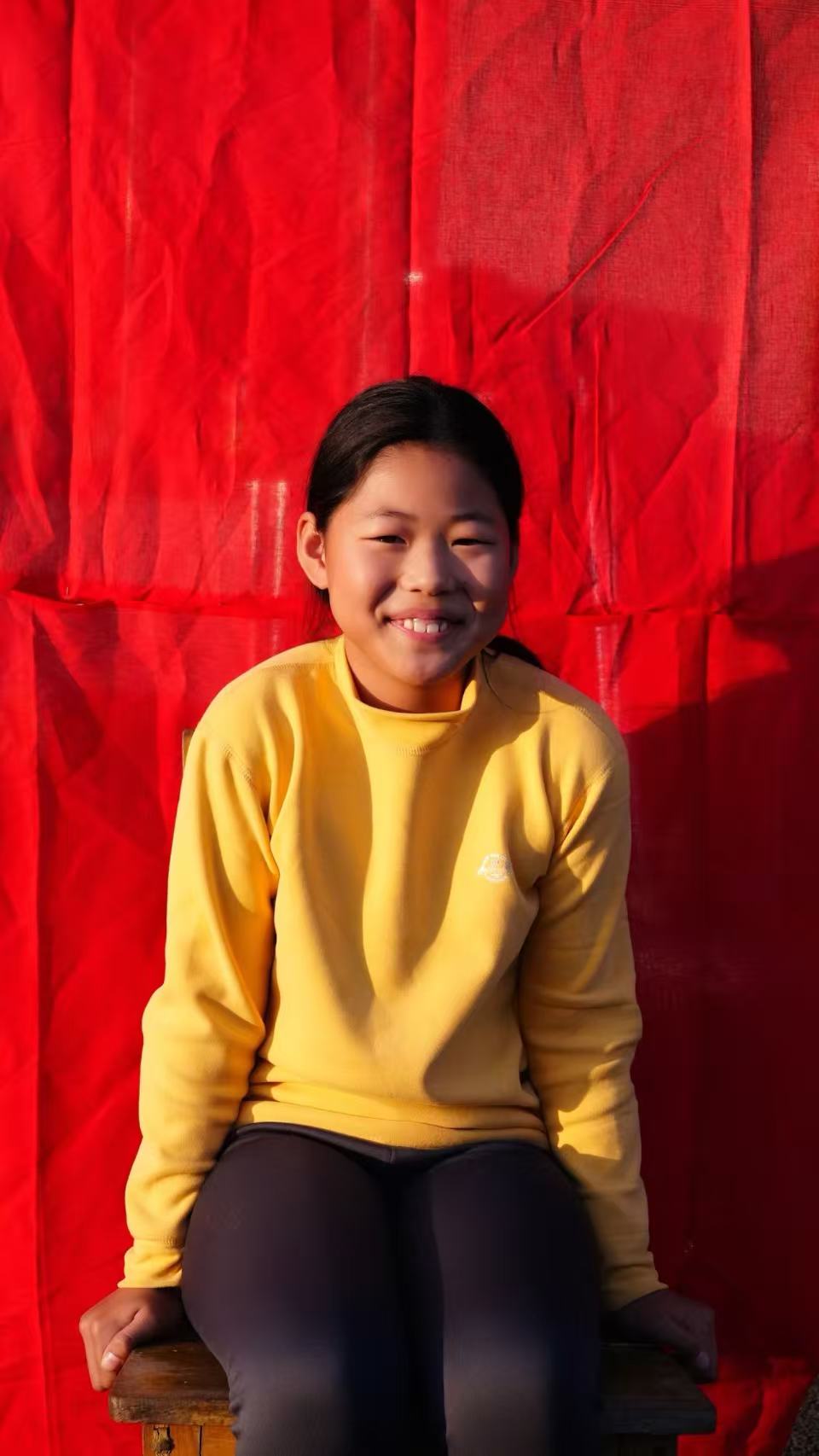 羞涩的小女孩