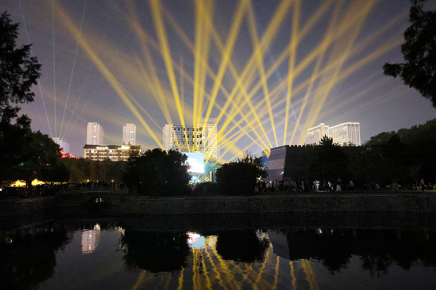 06.JPG