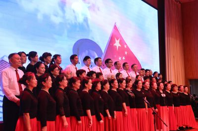 滕州市樱花苑社区重阳节演出《男声小合唱》－4