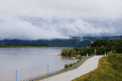 黑龙湖（2）