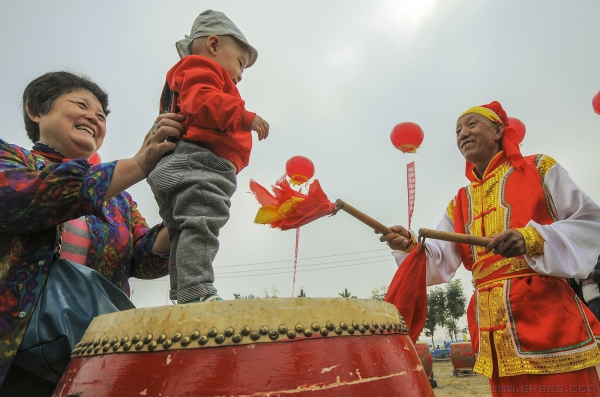 《祖孙乐》