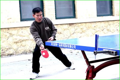 打乒乓球