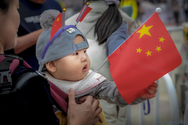 《我爱祖国》