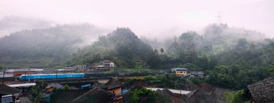 苗寨奔小康
