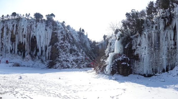 新晋网红打卡——红崖村冰瀑1