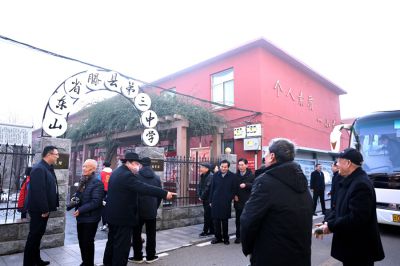 参观走访滕州市第三中学