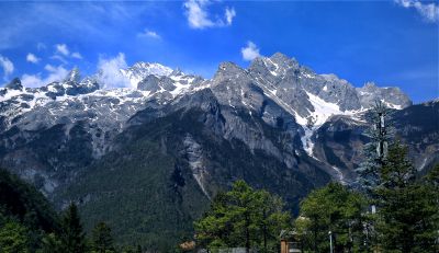 玉龙雪山