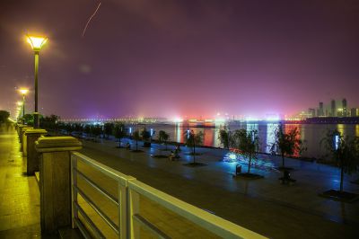 江滩夜景