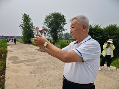 天成家庭农场的稻田插秧啦！10