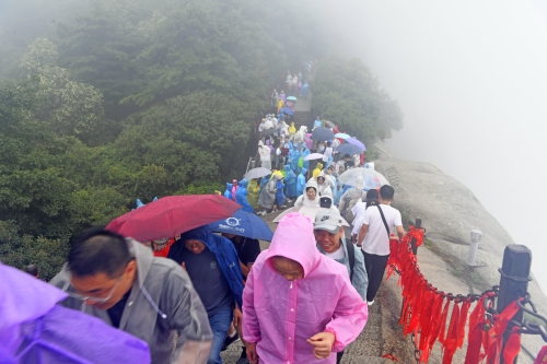 无限风光在险峰