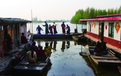 《端鼓在渔家》