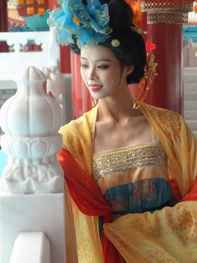 华林园的模特3