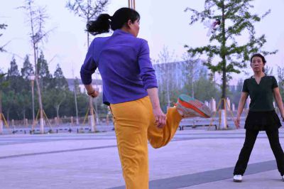 踢毽子——16