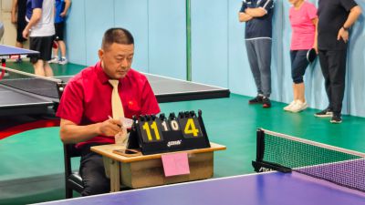 退休生活丰富多彩，乒乒乓乓身体健康6