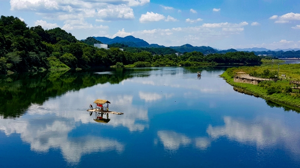 花山湖