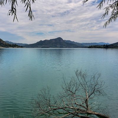 卧虎山水库