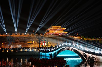 光澜漫卷古城秋（4）