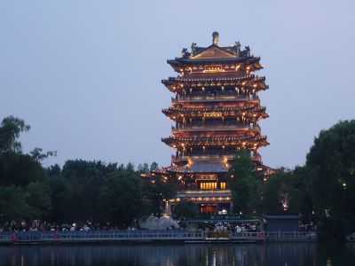 超然楼夜景