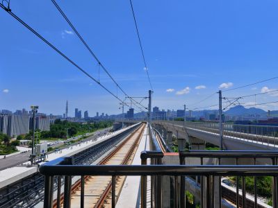 8号地铁进站线路