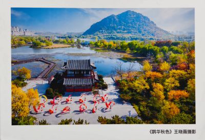 “华山四季”摄影展走进济南地铁4号线9
