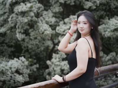 倩影